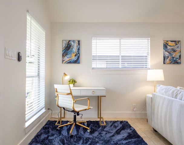 11409 Parmigan DR B, Austin, TX 78758