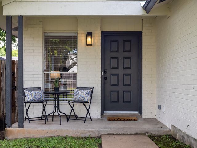 11409 Parmigan DR B, Austin, TX 78758