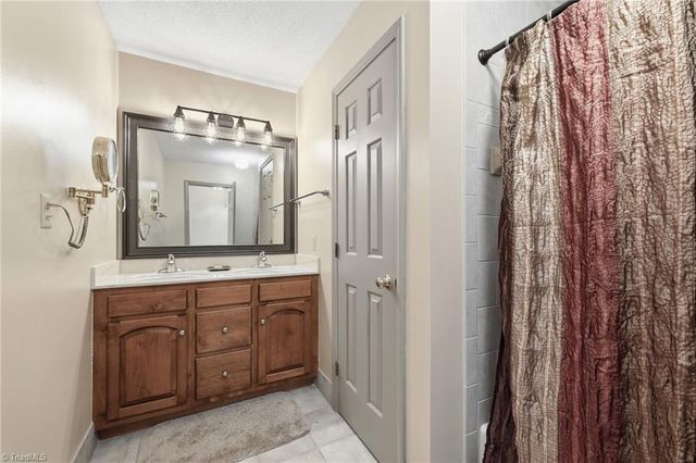 5500 Deering Place, Greensboro, NC 27406