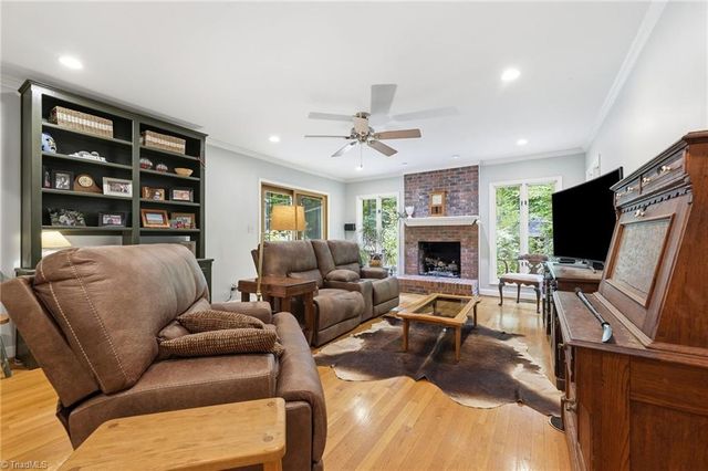 5500 Deering Place, Greensboro, NC 27406