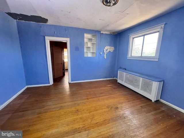 5490 MORSE ST, Philadelphia, PA 19131