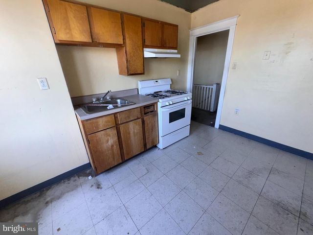 5490 MORSE ST, Philadelphia, PA 19131