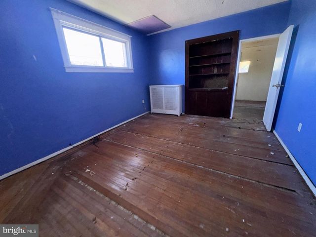 5490 MORSE ST, Philadelphia, PA 19131
