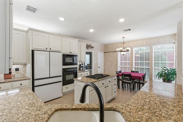 1537 Lakeview Drive, Keller, TX 76248