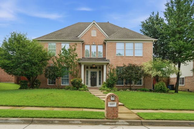 1537 Lakeview Drive, Keller, TX 76248