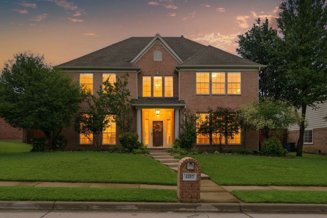 1537 Lakeview Drive, Keller, TX 76248