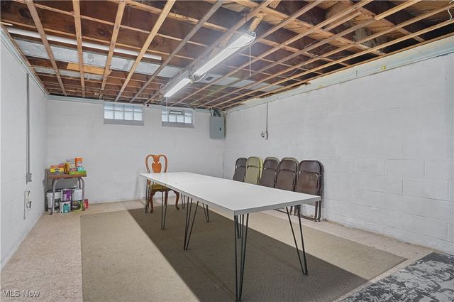 550 E 288th Street, Willowick, OH 44095