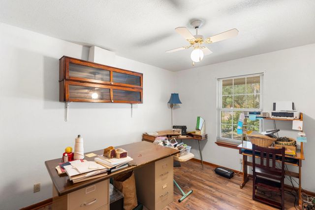 315 Caracara DR, Buda, TX 78610