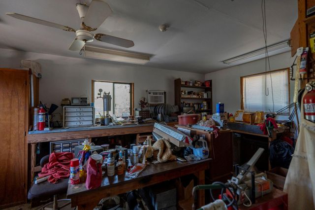 315 Caracara DR, Buda, TX 78610