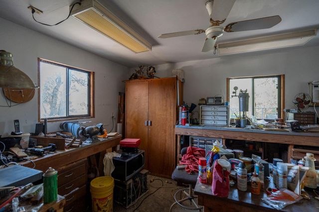 315 Caracara DR, Buda, TX 78610