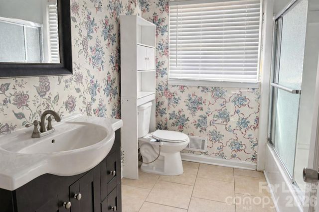 4131 Woodgreen Terrace, Charlotte, NC 28205