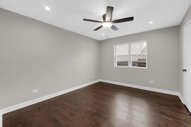 131 N 21st Avenue, Melrose Park, IL 60160