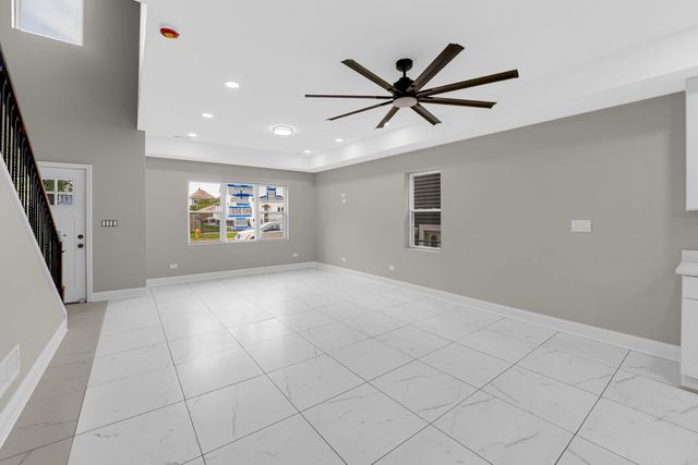 131 N 21st Avenue, Melrose Park, IL 60160