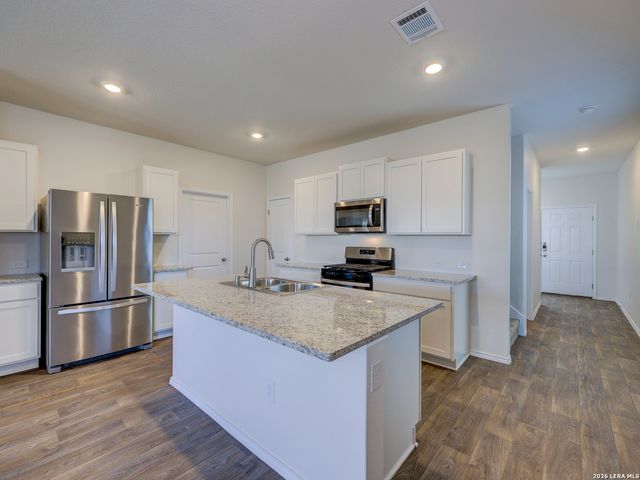 15619 GARAM TRL, Von Ormy, TX 78073