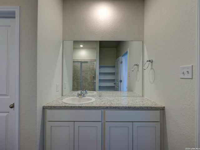 15619 GARAM TRL, Von Ormy, TX 78073