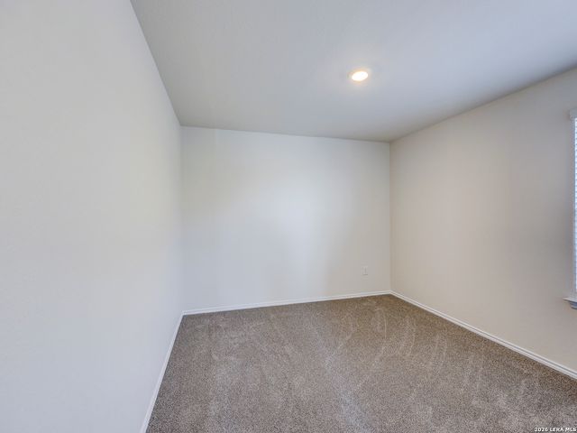 15619 GARAM TRL, Von Ormy, TX 78073