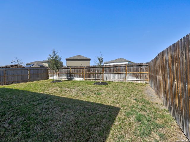 15619 GARAM TRL, Von Ormy, TX 78073