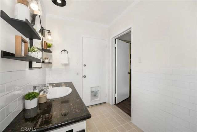 3120 San Anseline, Long Beach, CA 90808