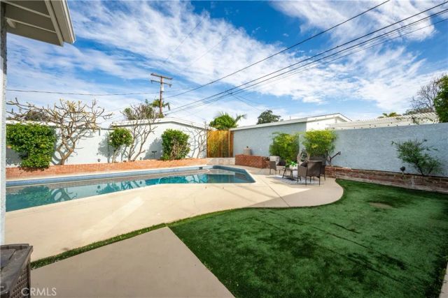 3120 San Anseline, Long Beach, CA 90808