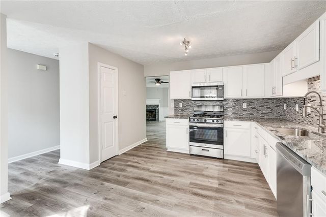 1229 Vintage Pointe Drive, Lawrenceville, GA 30044