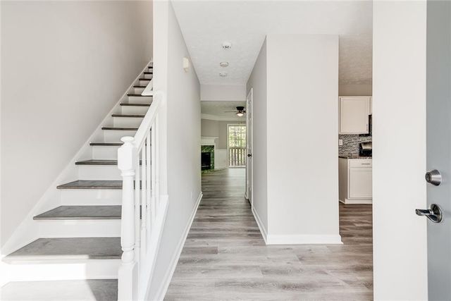 1229 Vintage Pointe Drive, Lawrenceville, GA 30044