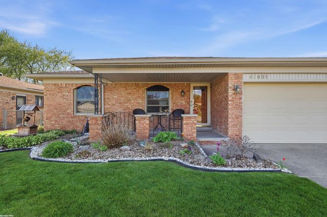 47651 Chrys Road, Macomb, MI 48044