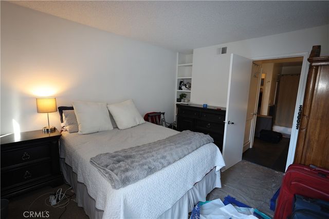 25761 Le Parc 9, Lake Forest, CA 92630