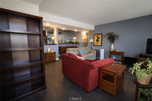 25761 Le Parc 9, Lake Forest, CA 92630