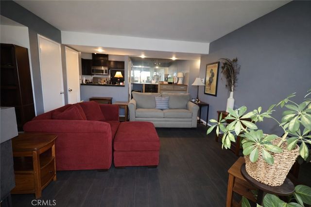25761 Le Parc 9, Lake Forest, CA 92630