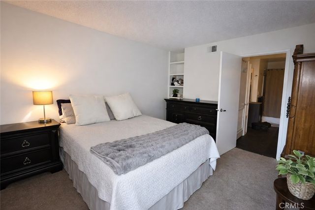 25761 Le Parc 9, Lake Forest, CA 92630