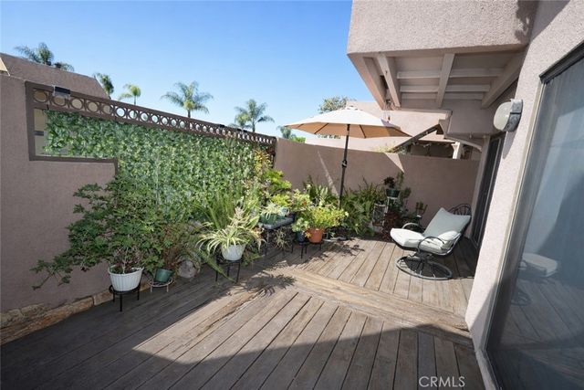 25761 Le Parc 9, Lake Forest, CA 92630