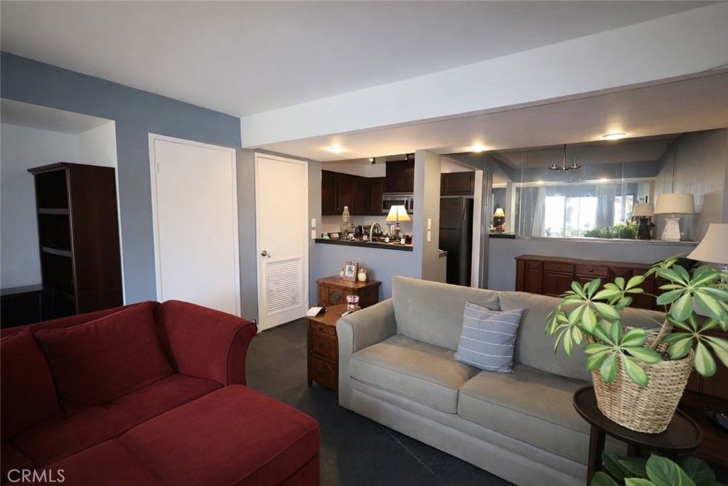 25761 Le Parc 9, Lake Forest, CA 92630