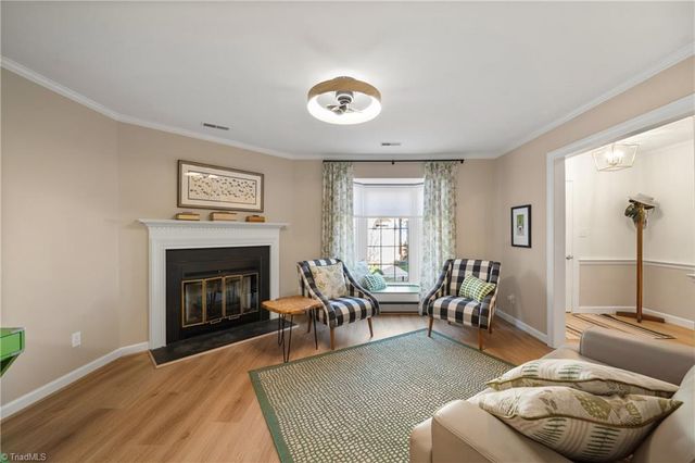 303 Settlers Run Drive, Winston-salem, NC 27101