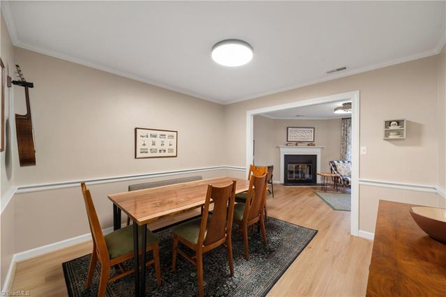 303 Settlers Run Drive, Winston-salem, NC 27101