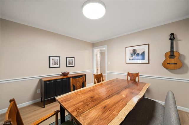 303 Settlers Run Drive, Winston-salem, NC 27101