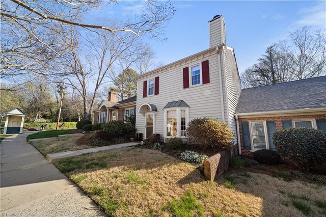 303 Settlers Run Drive, Winston-salem, NC 27101