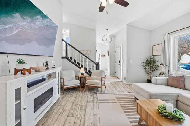 1066 Tiffany Place, Eagan, MN 55123