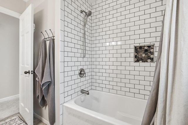 1066 Tiffany Place, Eagan, MN 55123