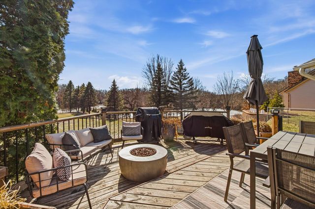 1066 Tiffany Place, Eagan, MN 55123