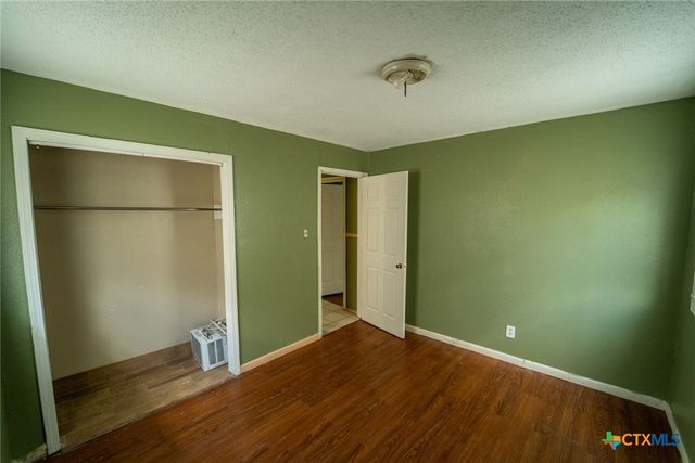 180 Huntington Drive, Victoria, TX 77905