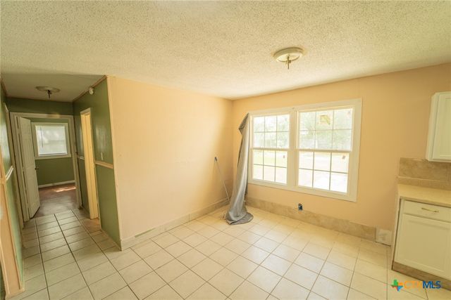 180 Huntington Drive, Victoria, TX 77905