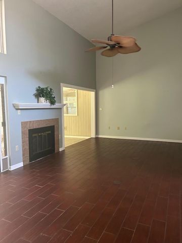 129 Gleneagles Drive, Niceville, FL 32578