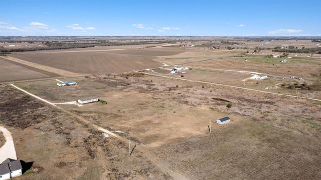 422 County Road 451 RD, Coupland, TX 78615