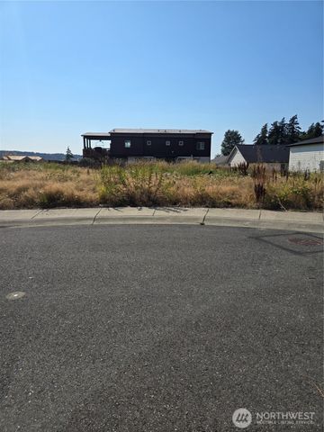 2551 Maldives Court, Blaine, WA 98230