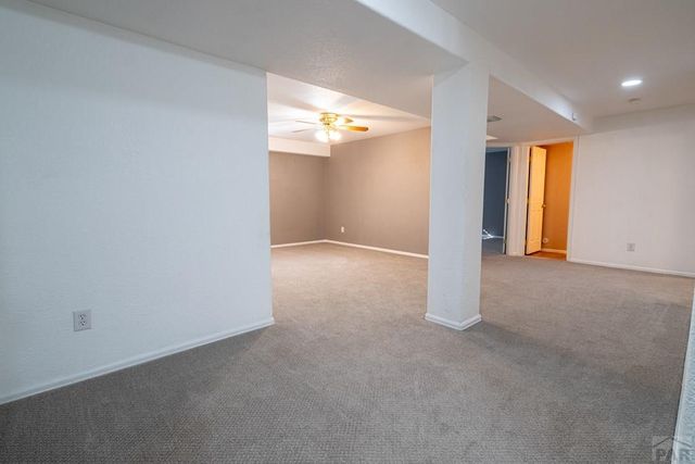 935 Maplecrest Dr, Pueblo, CO 81005