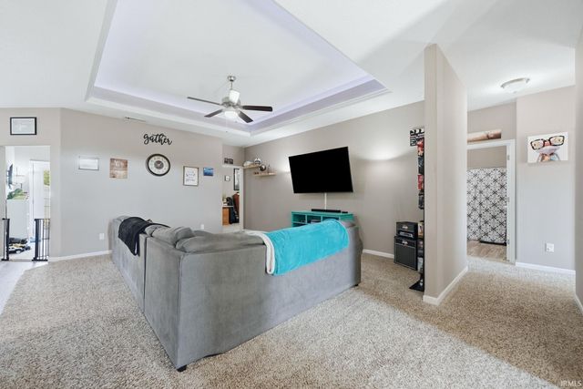 203 Orchard Place Parkway, Kendallville, IN 46755