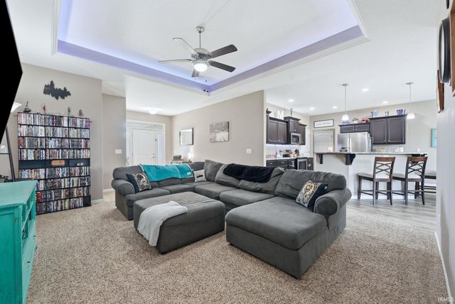 203 Orchard Place Parkway, Kendallville, IN 46755