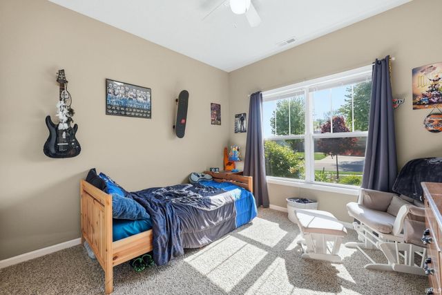 203 Orchard Place Parkway, Kendallville, IN 46755