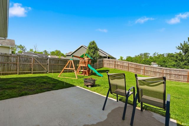 203 Orchard Place Parkway, Kendallville, IN 46755