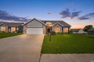 203 Orchard Place Parkway, Kendallville, IN 46755